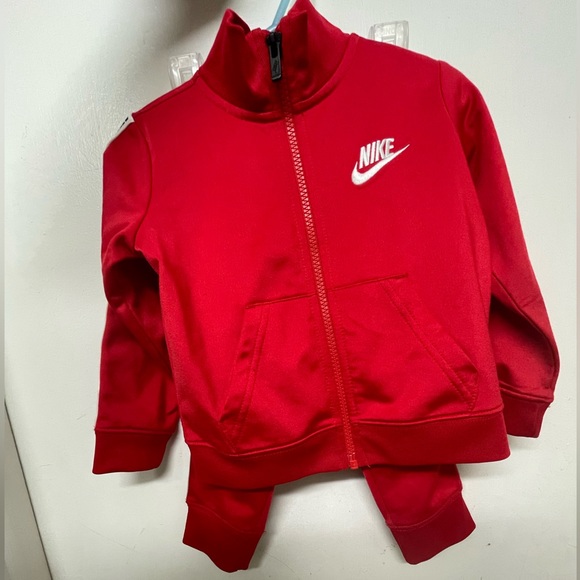 Toddler 2PC Nike Outfit - Picture 1 of 6
